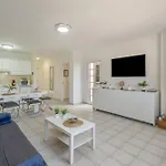 Apto Balcones Del Atlantico アデヘ